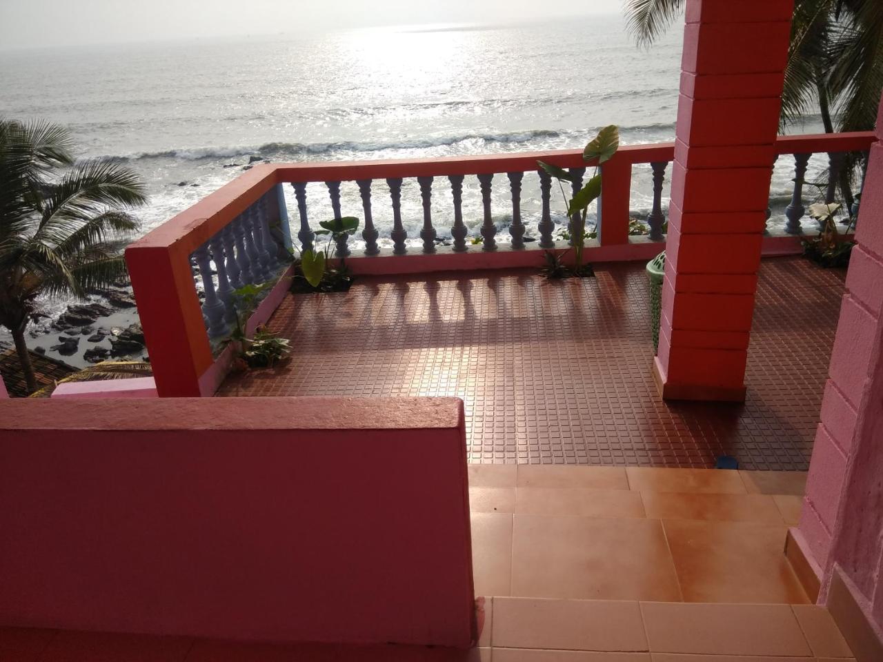 ארמבול Om Ganesh Naik Guest House מראה חיצוני תמונה